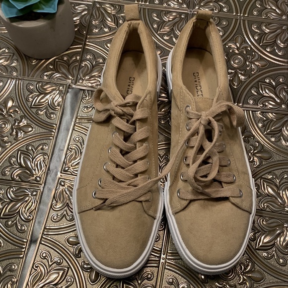 🌹 H&M DIVIDED PLATFORM Faux Suede Sneakers - Picture 10 of 10